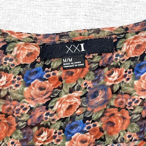 Forever 21 | Floral Chiffon Blouse | Medium - Picture 6 of 8